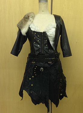 レザーワンピース